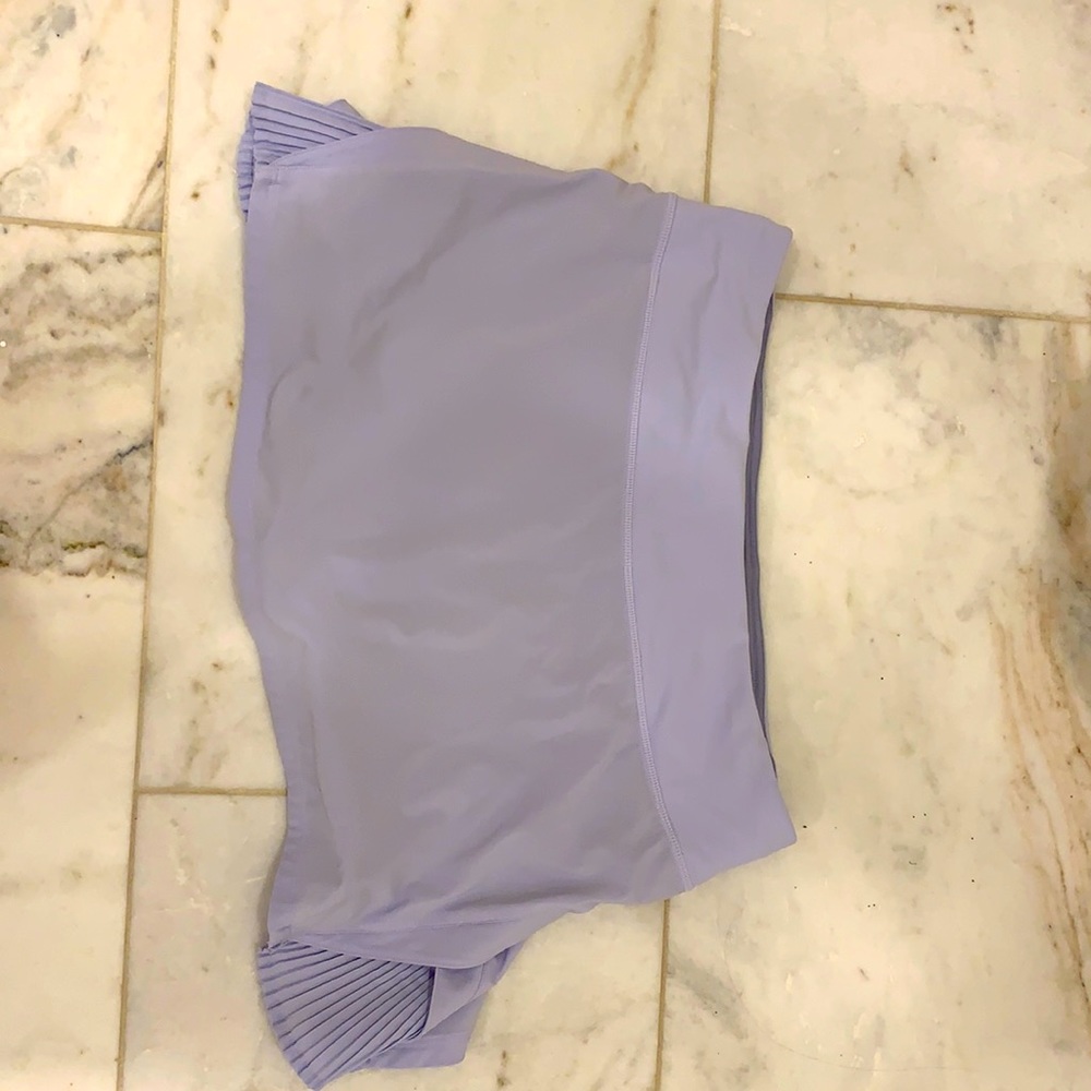 Play off the pleats skirt in excellent condition!